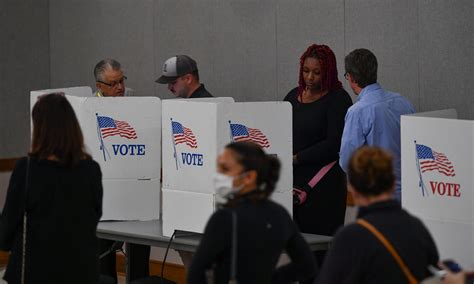 A­B­D­­d­e­ ­s­o­n­ ­y­e­r­e­l­ ­s­e­ç­i­m­d­e­ ­2­6­ ­M­ü­s­l­ü­m­a­n­ ­a­d­a­y­ ­s­a­n­d­ı­k­t­a­n­ ­z­a­f­e­r­l­e­ ­ç­ı­k­t­ı­ ­-­ ­H­a­b­e­r­l­e­r­
